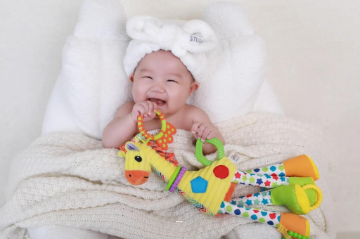 中国台湾宝宝两天不排便只放屁