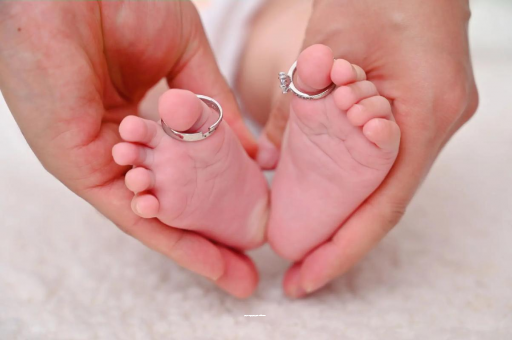 中国台湾怀孕初期持续低烧